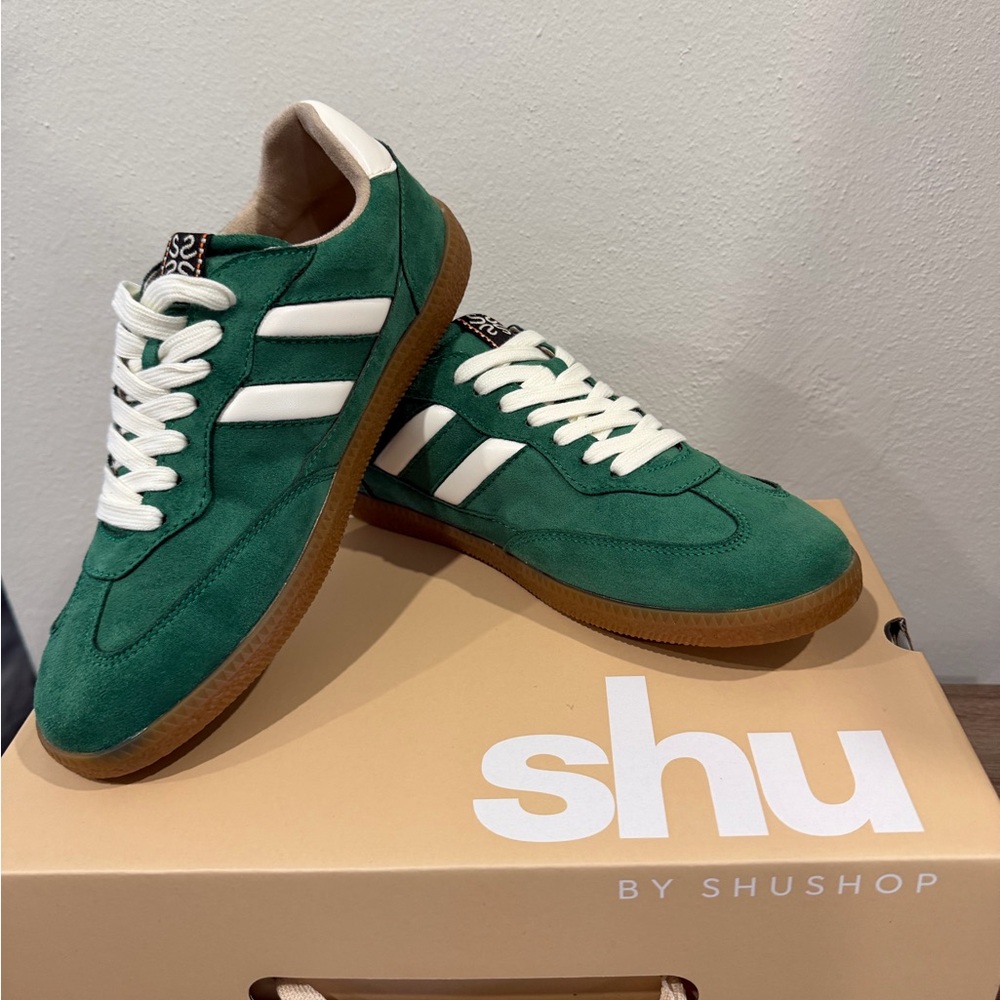 ShuShop Green Suede Women's Sneakers with White Stripes